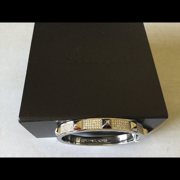 NWT Michael Kors Silver-tone Bangle - Picture 4 of 8
